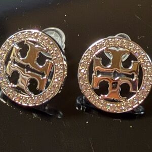 Circle T Stud Earrings